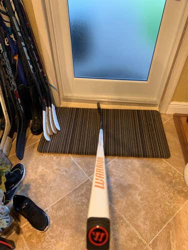 New Covert QRL SE Hockey Stick Righty Mid Intermediate