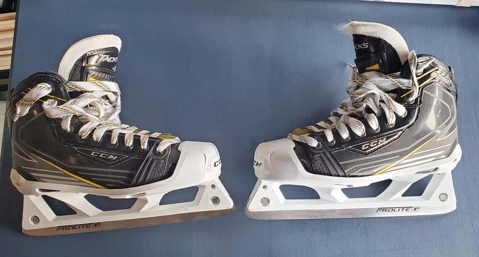 CCM Tacks 6092 Hockey Goalie Skates Senior Size 7.5D Used 4 times. basically new