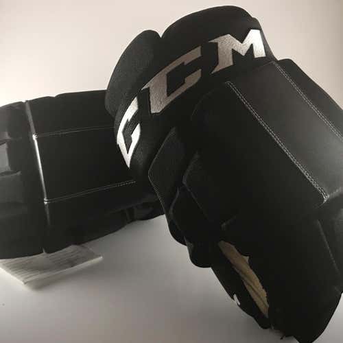 New CCM Black HG4RPP Gloves Pro Stock