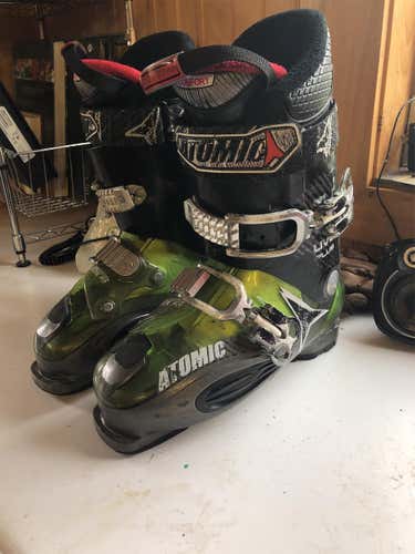 Atomic Livefit plus Ski Boots