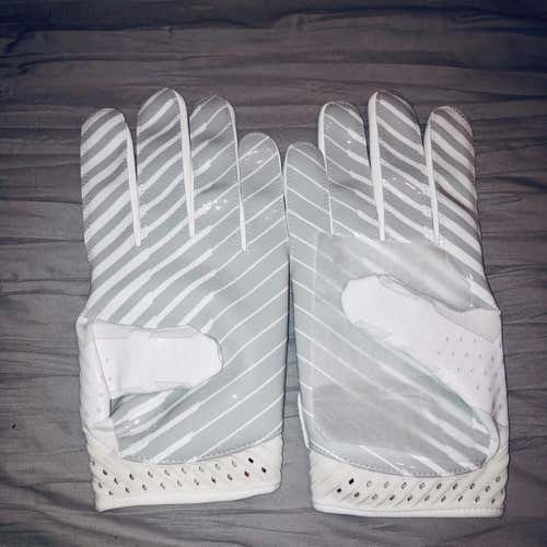 New Under Armour Gloves