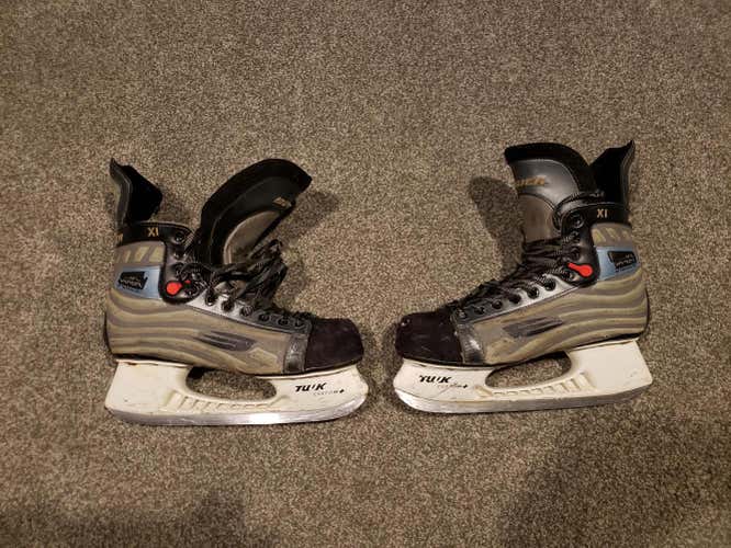 Bauer Vapor Hockey Skates Senior Size 9