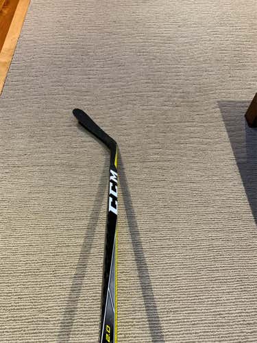 Pro Stock Super Tacks 2.0, 85 Flex Hockey Stick, Lefty, Mid (Used)