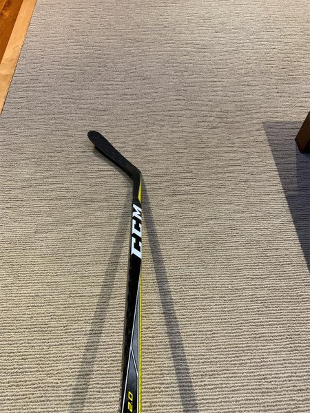 Pro Stock Super Tacks 2.0, 85 Flex Hockey Stick, Lefty, Mid (Used)