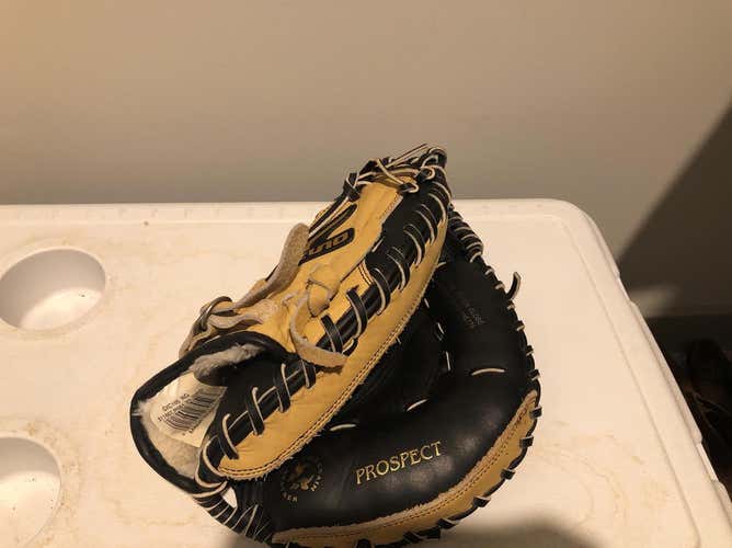 Mizuno GXC 105 Catcher’s Mitt
