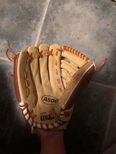 A500 Baseball Glove