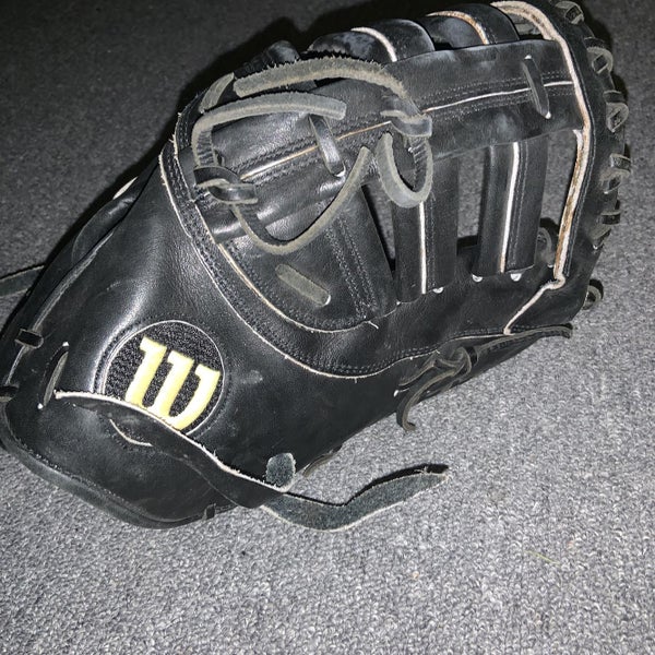A2000 Baseball Glove