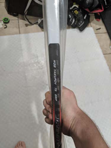 New Warrior Dynasty HD1 Hockey Stick Lefty Toe Senior