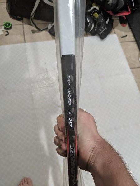 New Warrior Dynasty HD1 Hockey Stick Lefty Toe Senior