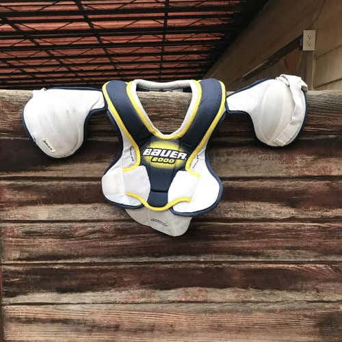 Bauer Shoulder Pads Senior