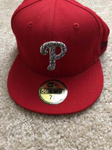 New Era Phillies Fitted Hat
