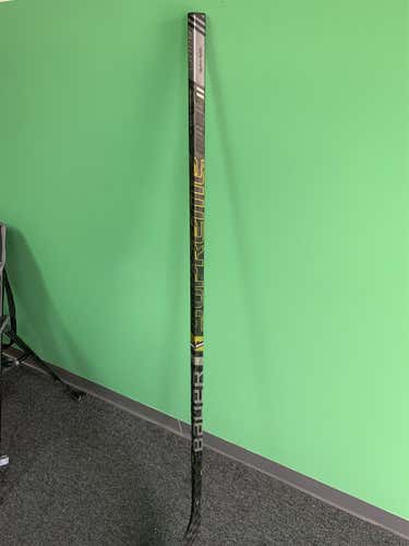 Supreme 2S Pro Hockey Stick Righty Unknown Senior Pro Stock