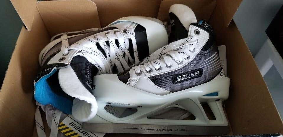 New Bauer Reactor 4000 Hockey Goalie Skates Junior Size 4
