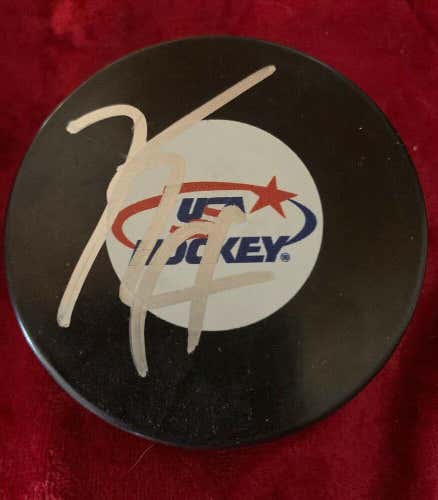 KEVIN HAYES SIGNED WINNIPEG JETS Puck NY RANGERS NHL USA HOCKEY AUTOGRAPHED