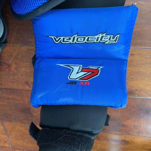 v7 Goalie Chest Protector Junior
