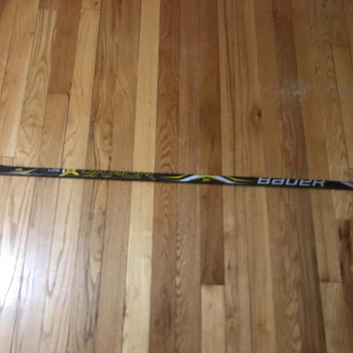 Vapor 1X Lite Hockey Stick Righty Mid Senior