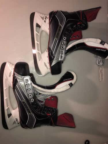 New Vapor X900 Hockey Skates Senior  Size 8.5D