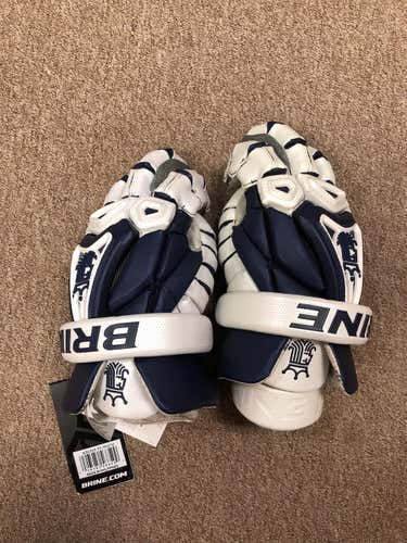 BNWT King V Lacrosse Gloves 12”