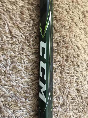 CCM Hockey Stick Righty Senior Flex75