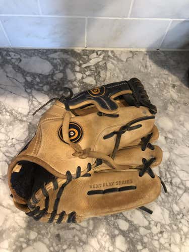 Baseball Glove Bradley