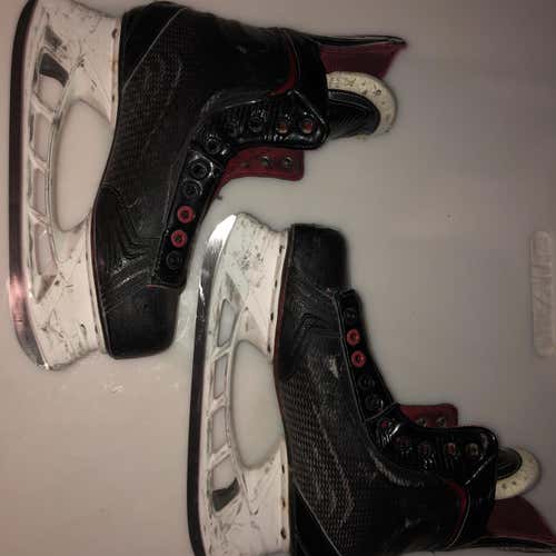 2017 Vapor X700 Hockey Skates Sr. Size 8D