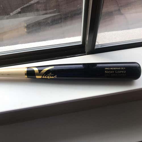 Victus Pro Reserve CC1: 33in 30.5oz (MLB Wood)
