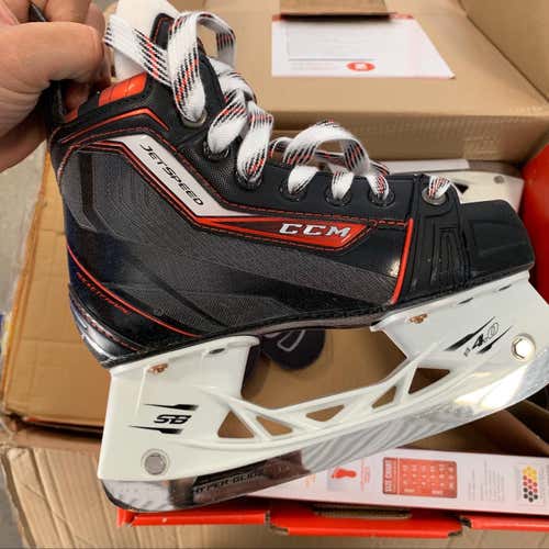 New JetSpeed 2015  Hockey Skates Junior Size 1.5