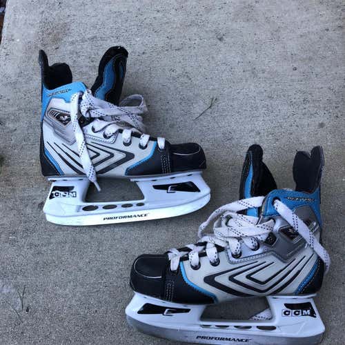 Used Vector 3.0 Hockey Skates Junior Size 3.5