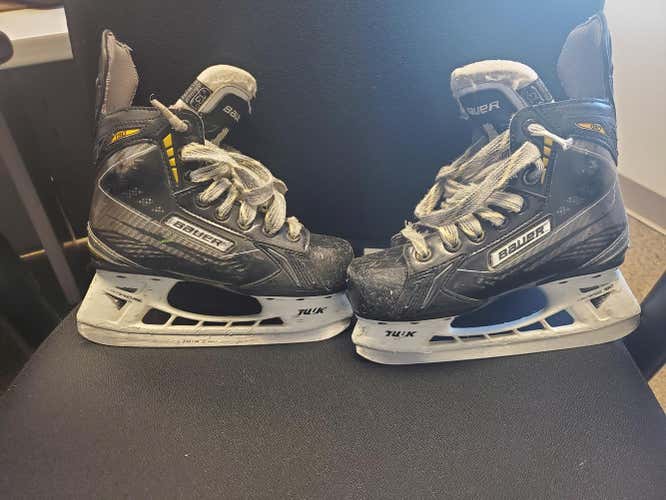 Bauer Supreme 190 Hockey Skates Youth Size 13