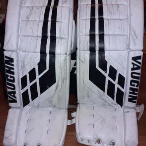 *NEED GONE*Velocity VE8 Goalie Leg Pads Intermediate
