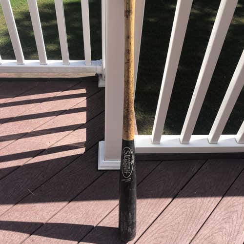 Louisville Slugger 33in Ash M110