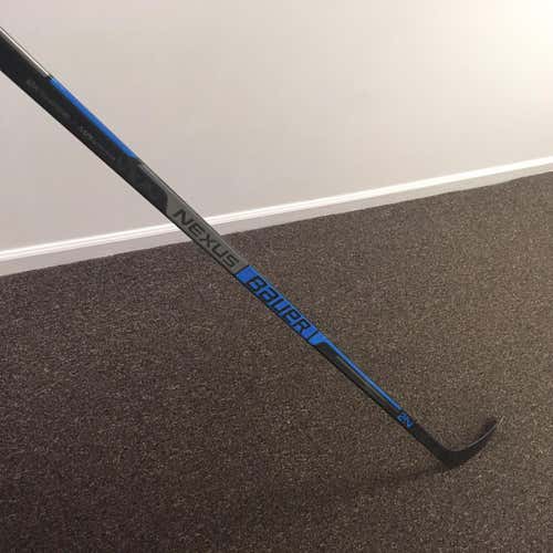 Bauer Nexus 2N, Pro Stock, Senior Stick, Grip, Extended Height, Flex: 87, Curve: P92