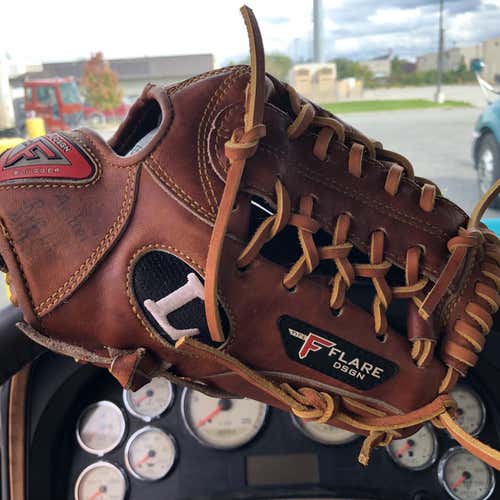 Relaced Horween Louisville Pro Flare Baseball Glove 11.5” FL1151