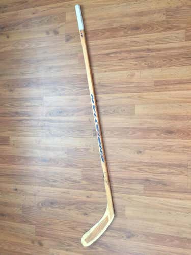 Christian Turbo ABS SUPER AWESOME VINTAGE 50" Right Handed Wooden Hockey Stick!