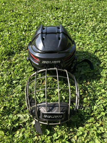 Bauer Re-Akt Small 100 Helmet Black // Red