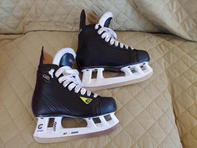 Graf Supra G735s Hockey Skates Junior Size 3.5