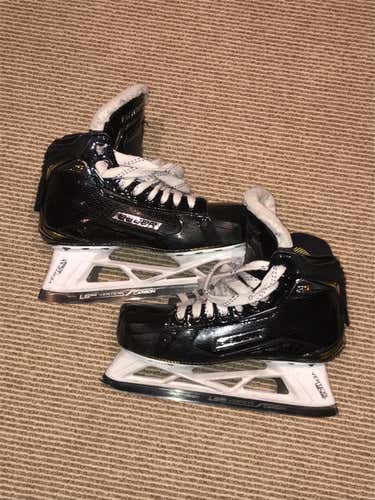 Supreme 2S Pro Hockey Goalie Skates Junior Size 5