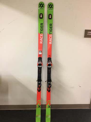 Racetiger GS Skis