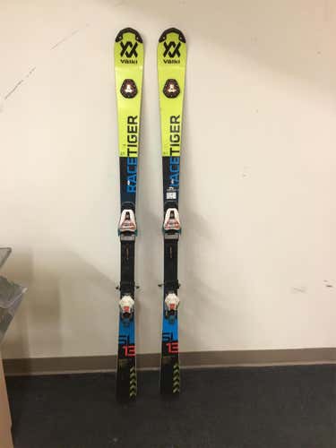 Racetiger SL Skis