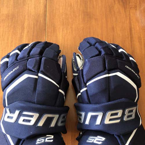 Bauer Supreme 2S Gloves