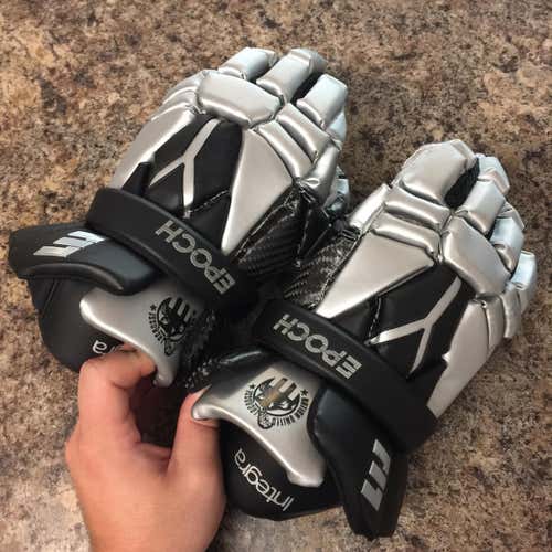 Brand New Integra LE Gloves