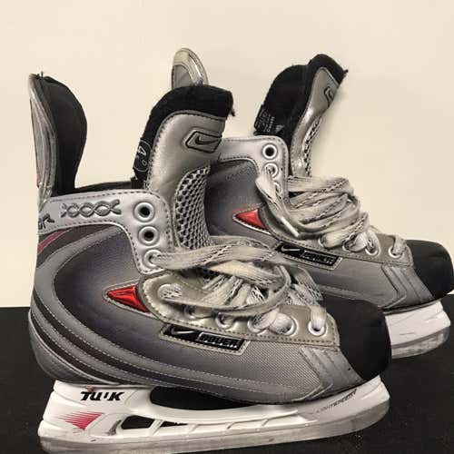 Vapor XXXX Hockey Skates Junior  Size 4.5