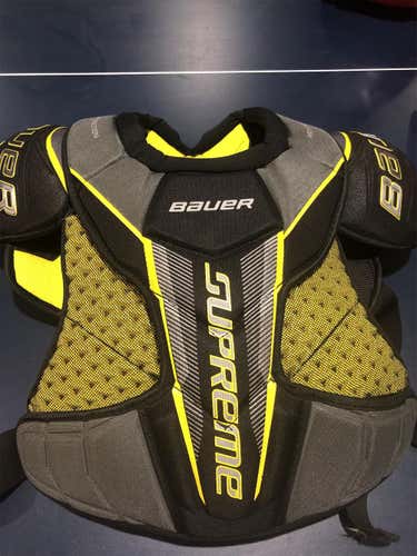 Bauer Shoulder Pads Senior Pro Stock