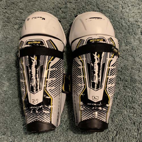 Used CCM Shin Pads Junior 14”