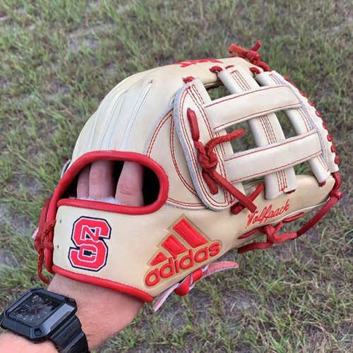 EQT Baseball Glove