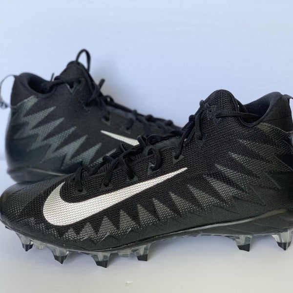 Nike Men's Alpha Menace Pro Mid Football Cleats