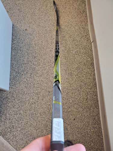 Like New Bauer Supreme 1S Hockey Stick Right 46 Flex Junior Kane