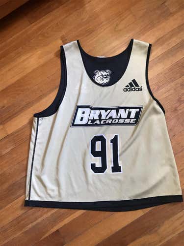 Bryant University Lacrosse Team Issued Reversible Pinnie