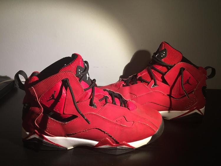 jordan true flight size 8