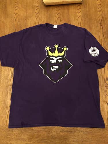 2XL Burger King Kings shirt with patch